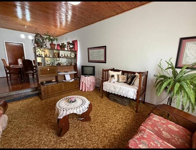 5 BEDROOM HOUSE FOR SALE IN MEYERVILLE